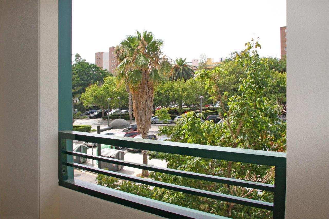 Apartamentos Las Ciencias F Валенсия Экстерьер фото